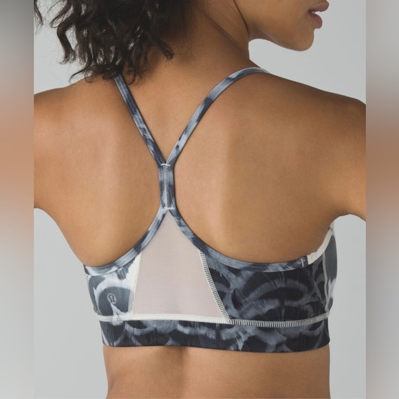 Lululemon Flow Y Bra in Pretty Plume Angel Wing Black - Picture 6 of 9